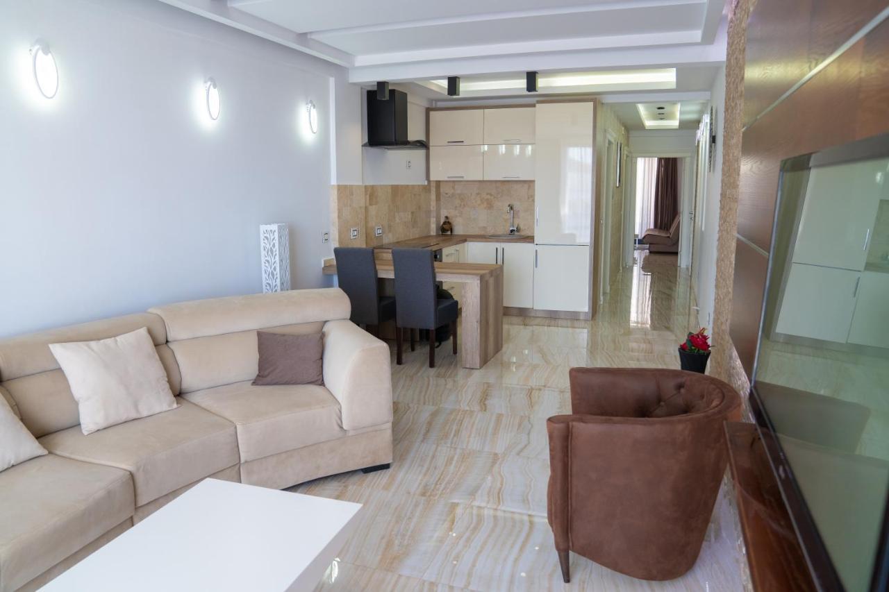Golden Apartments Ulcinj Exteriör bild